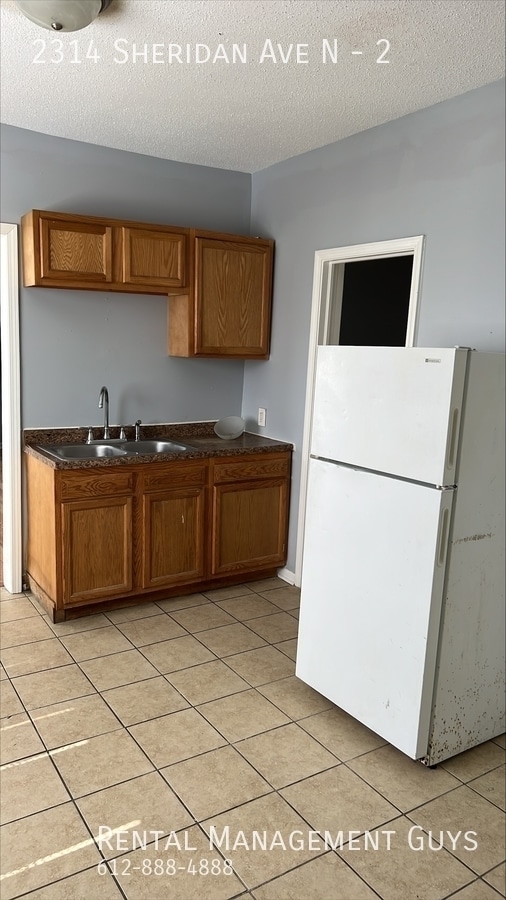 Photo - Nice 3 bedroom Duplex! Unit 2