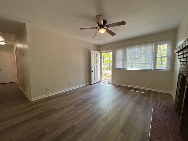 Photo - 3 BR between North Elm and North Church