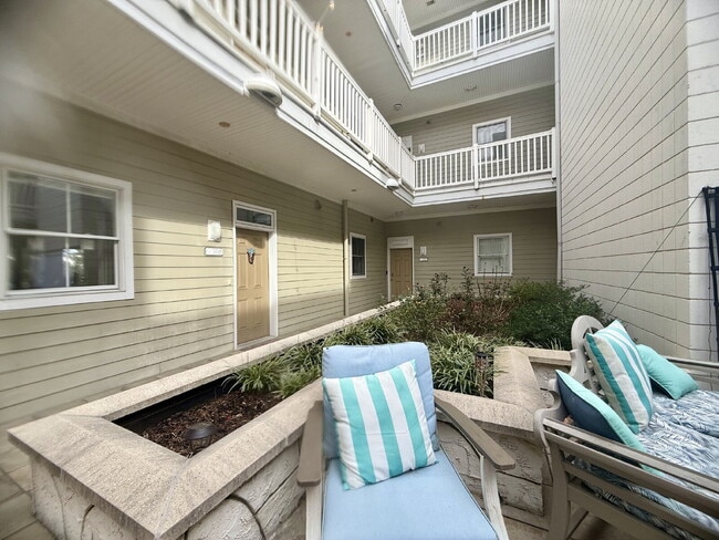 Photo - "Coastal Comfort: Spacious 2-Bedroom Condo Retreat in Virginia Beach" Unit 107