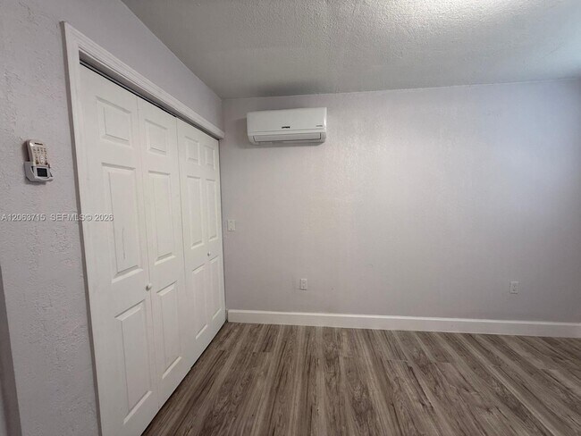 Photo - 4000 NW 195th St Unit 1