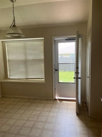 Photo - 105 Shady Creek Ln