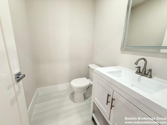 Photo - 36 Raven St Unit #1