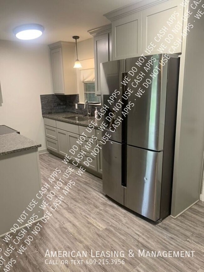 Photo - 109 Frankens St