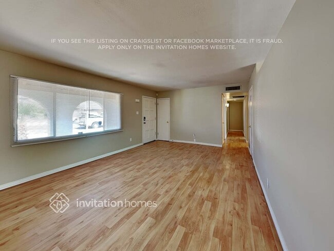 Photo - 3265 W Country Gables Dr