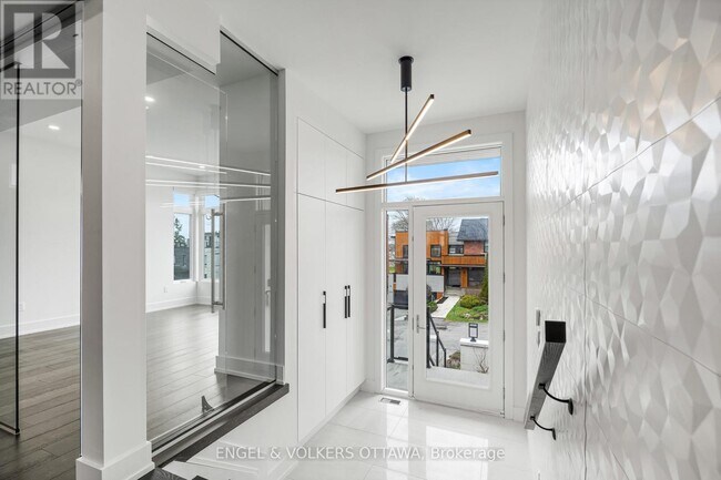 Photo - 2154 Rice Ave