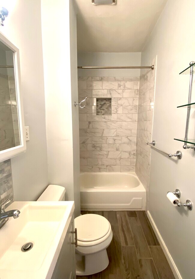 Photo - 284 Chelsea St Unit 3