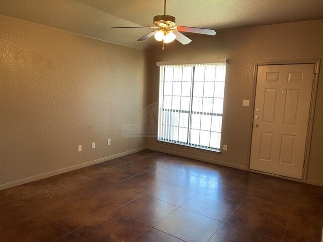 Photo - 1203 Cinch Dr
