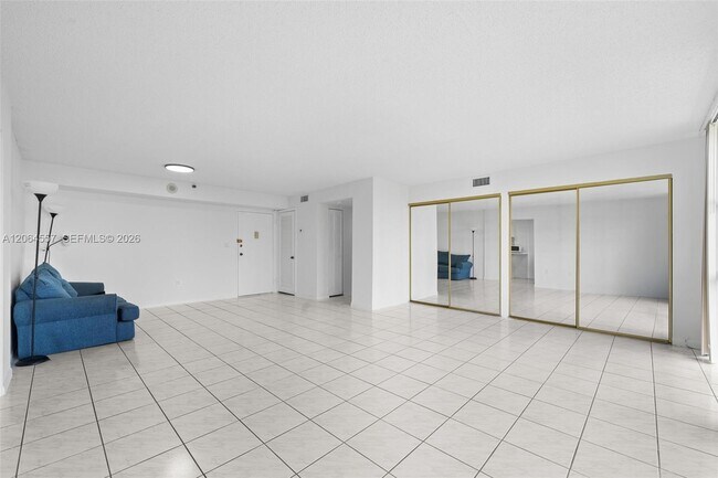Photo - 17500 N Bay Rd Unit S508