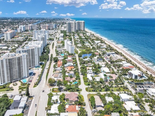 Photo - 2701 N Ocean Blvd Unidad 15B