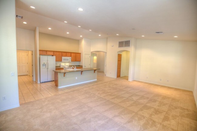 Photo - 691 W Shadow Wood