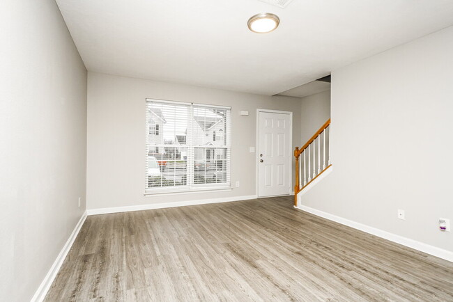 Photo - 8033 Logan Dr