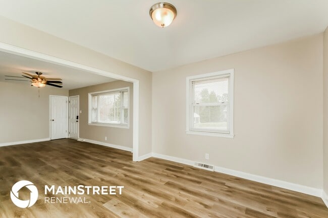 Photo - 207 Breedlove Ave