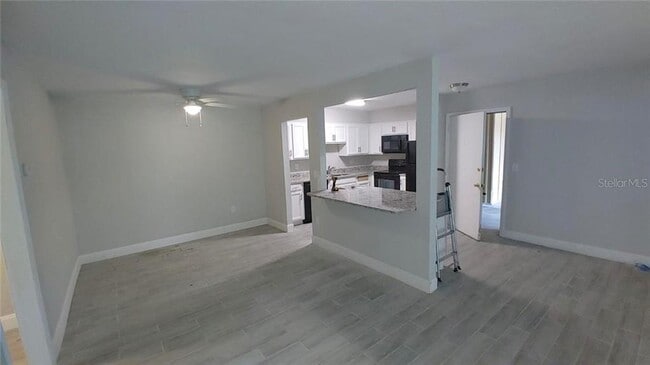 Photo - 496 Banyon Tree Cir Unit 104