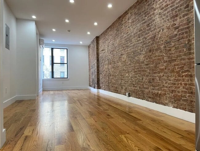 294 Rogers Ave