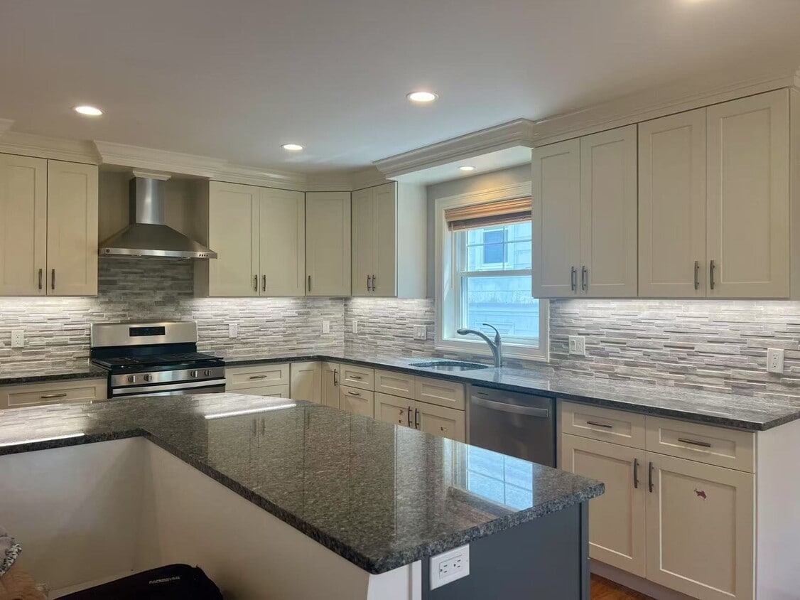 Photo - 29 Orange St (Waltham, MA)