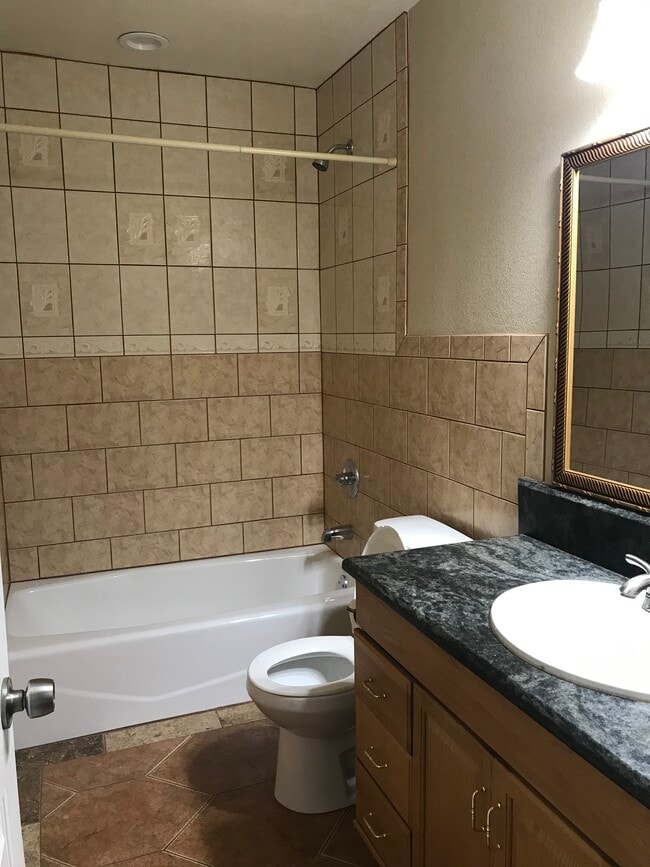 Photo - 2601 W 3rd St