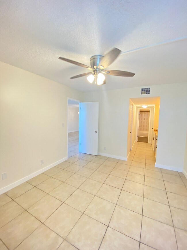 Photo - 2029 NW 46th Ave