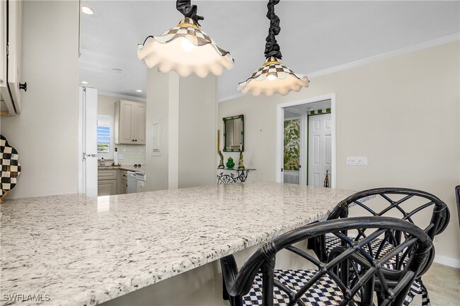 Photo - 624 Broad Ave S Condo Unit J624