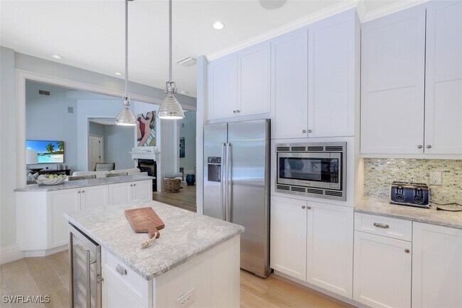 Photo - 154 4th Ave N