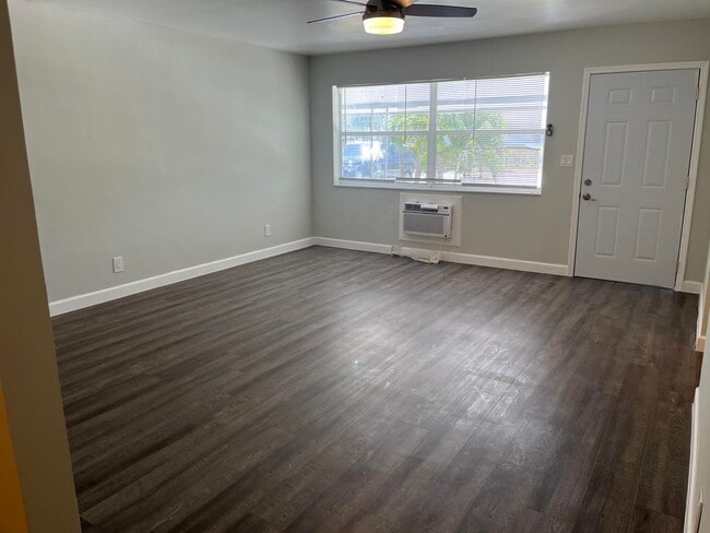 Photo - 1419 SE 2nd St Unit Apt 1