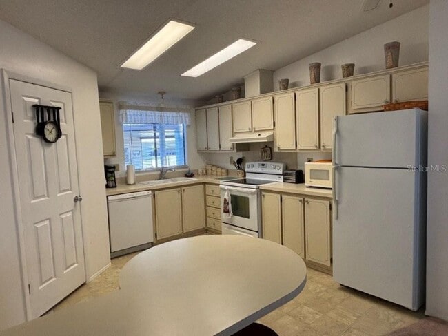 Photo - 617 Webb Way