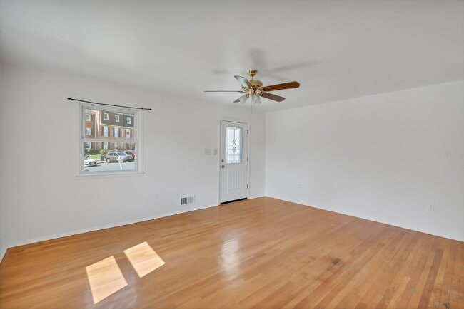 Photo - 14401 Brandon Ct