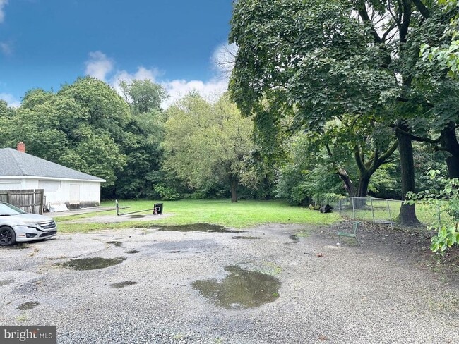 Photo - 38 S Main St