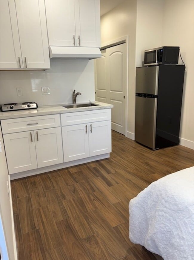 Photo - 609 Sunset Dr Unit A