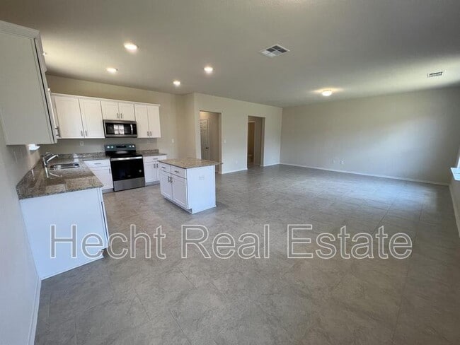 Photo - 10349 Gibbons Creek