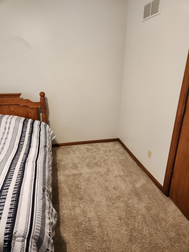 Photo - 14310 S Kaw Dr