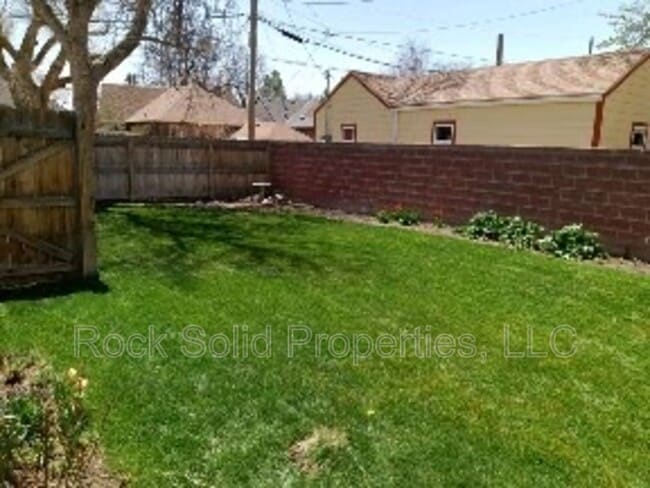 Photo - 219 W 4th Ave
