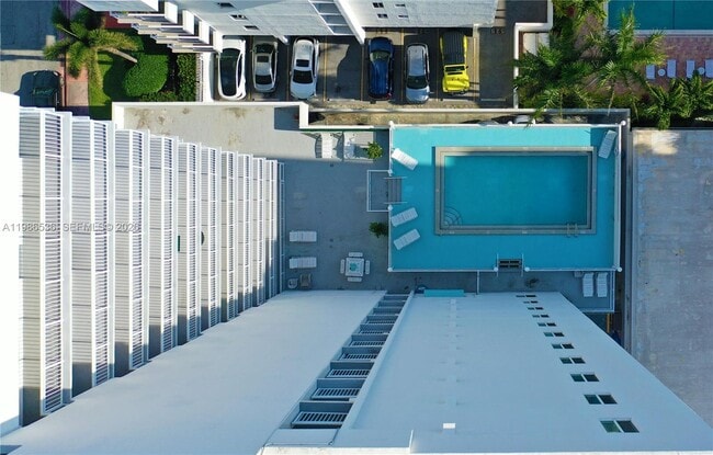 Photo - 1345 Lincoln Rd Unidad 402