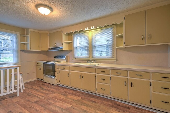 Photo - 1017 Fairview Ave