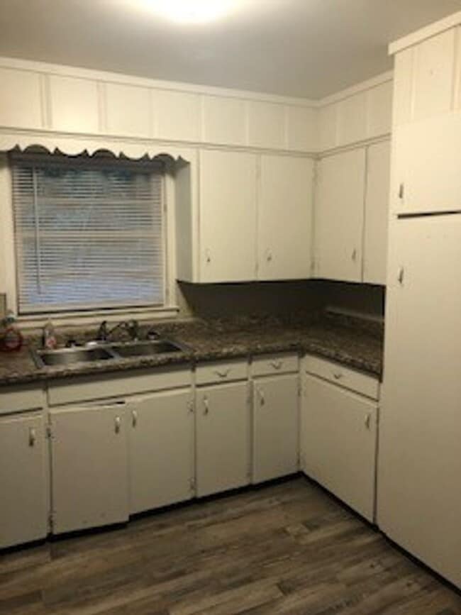 Photo - Three Bedroom 1 Bath Home/1 Car Carport