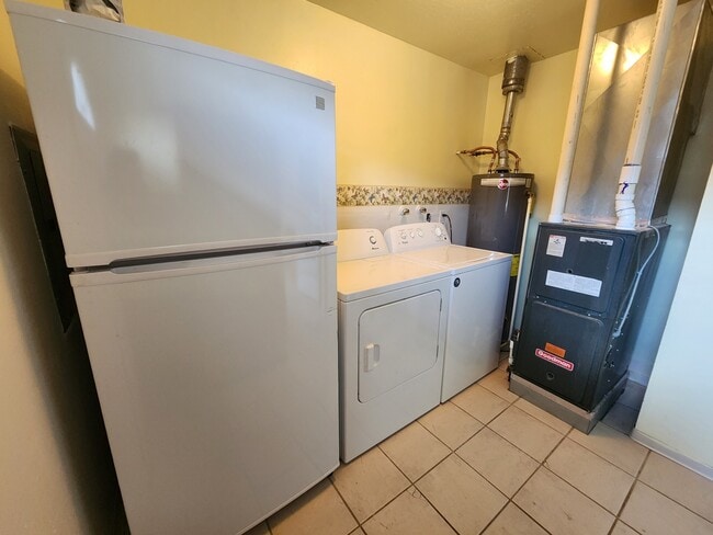 Photo - Heyburn I Street