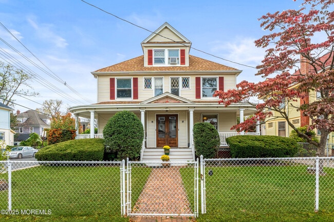 Building Photo - 50-52 Peters Pl