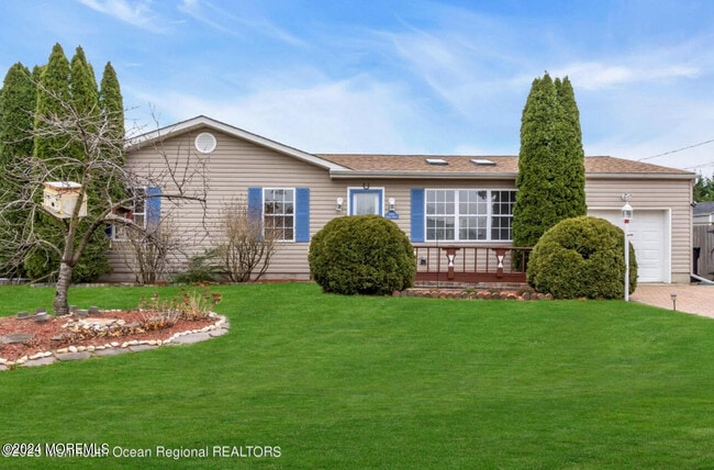 Photo - 1008 4th Ave