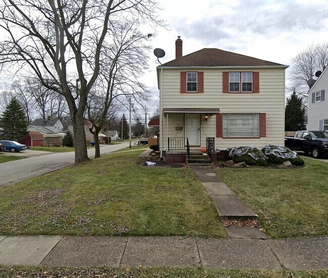 Photo - 206 Monroe Ave House