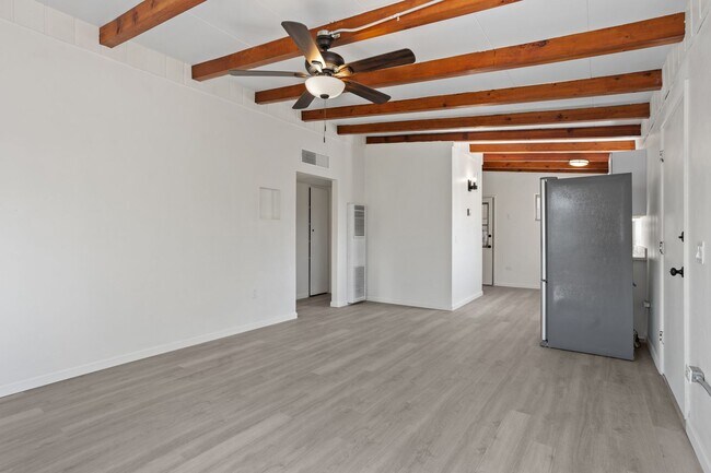 Photo - 1415 E Adelaide Dr Apartment Unit 1419 B