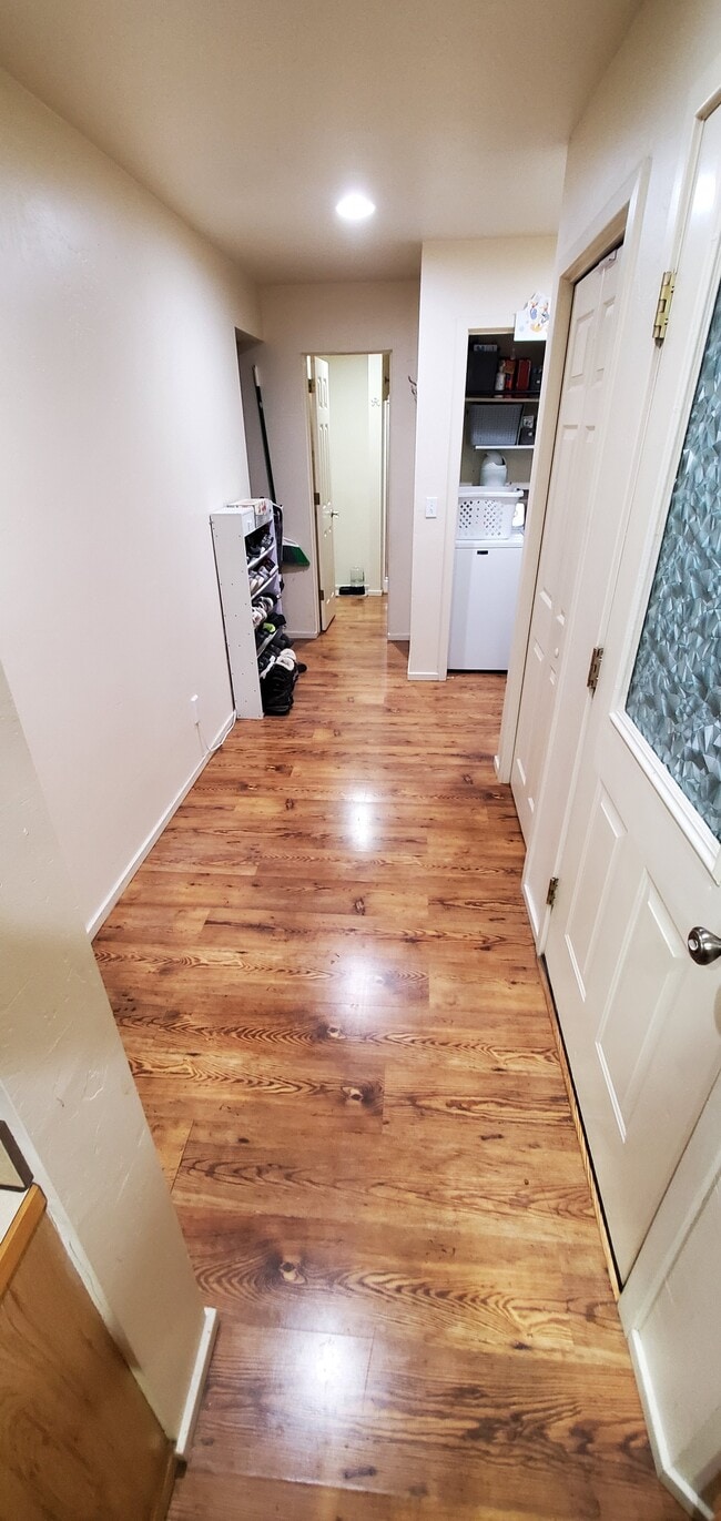 Photo - 1290a Rimrock Dr