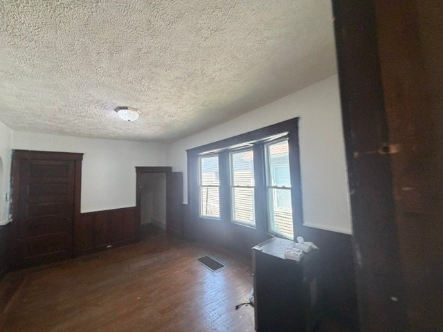 Photo - 2049 W 81st St Unit 2049 w 81st Down