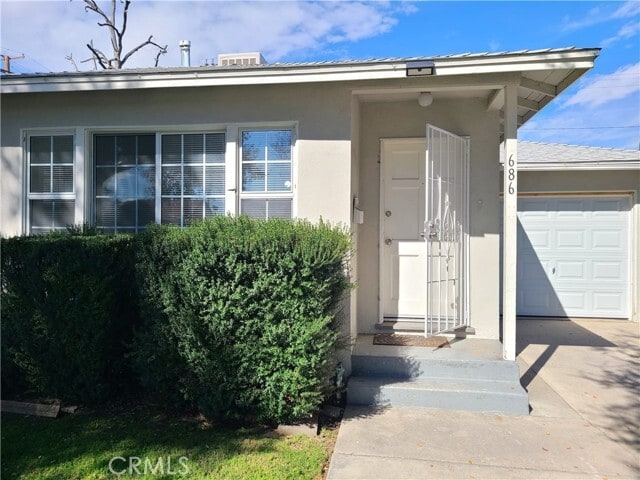 Building Photo - 686 Courtland Dr W