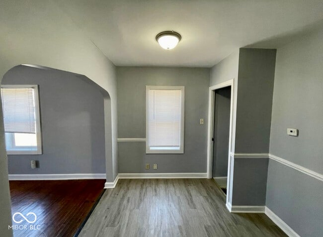 Photo - 2827 E Brookside Ave