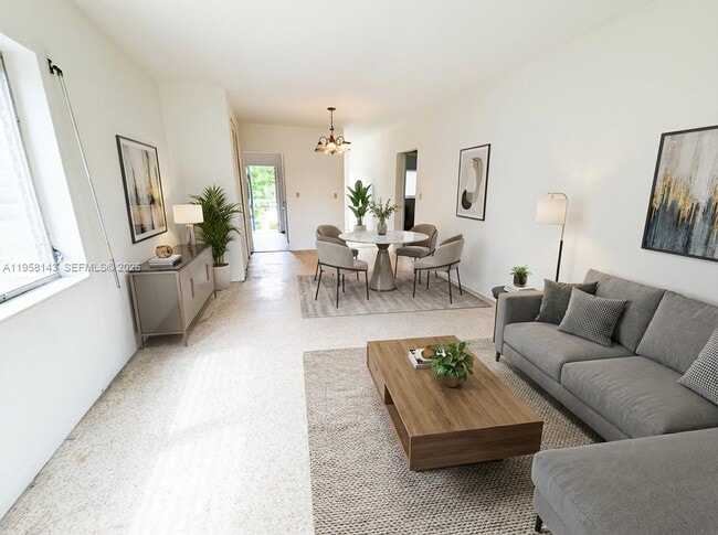 Building Photo - 1590 NE 127th St Unit 206