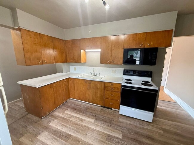 Photo - 709 Henrietta St Unit 709