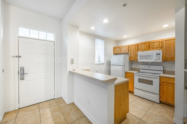 Photo - 4021 Venetian Bay Dr