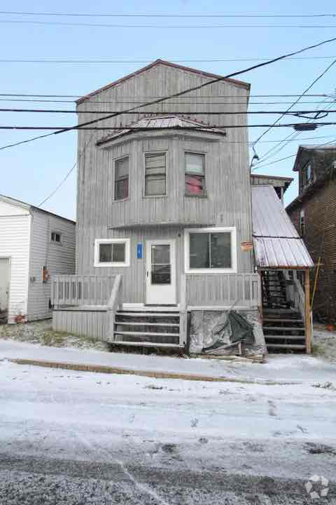 Building Photo - 4 Grand Falls Rd Unit 1 Rental