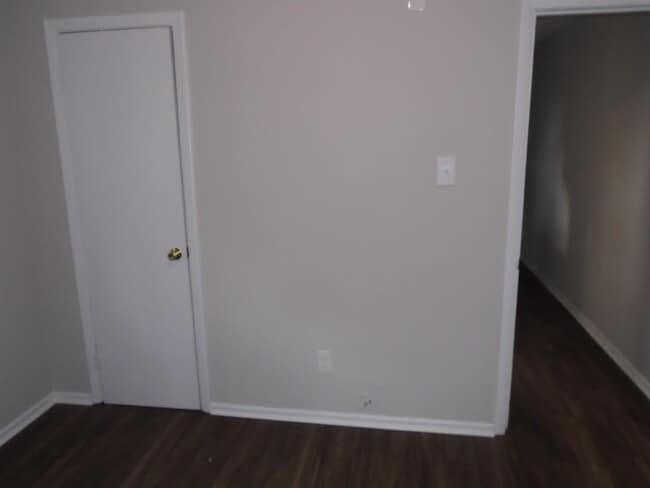 Photo - 2507 Staten Ave