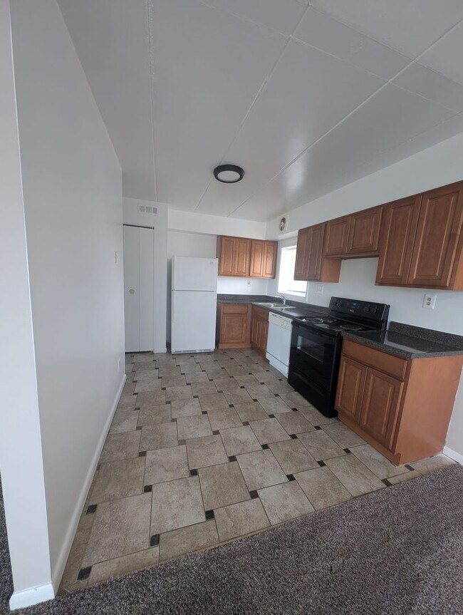 Photo - Embassy Aparments