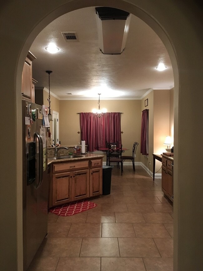 Photo - 235 Golden Lantern Rd